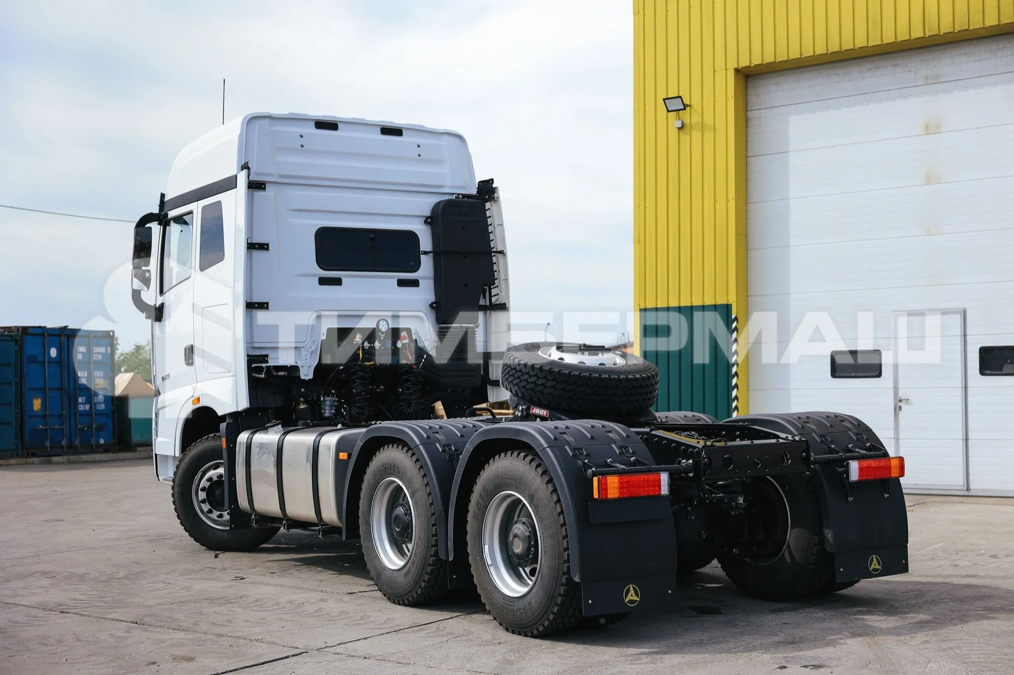 Седельный тягач SANY D525A 6x4 фото 5