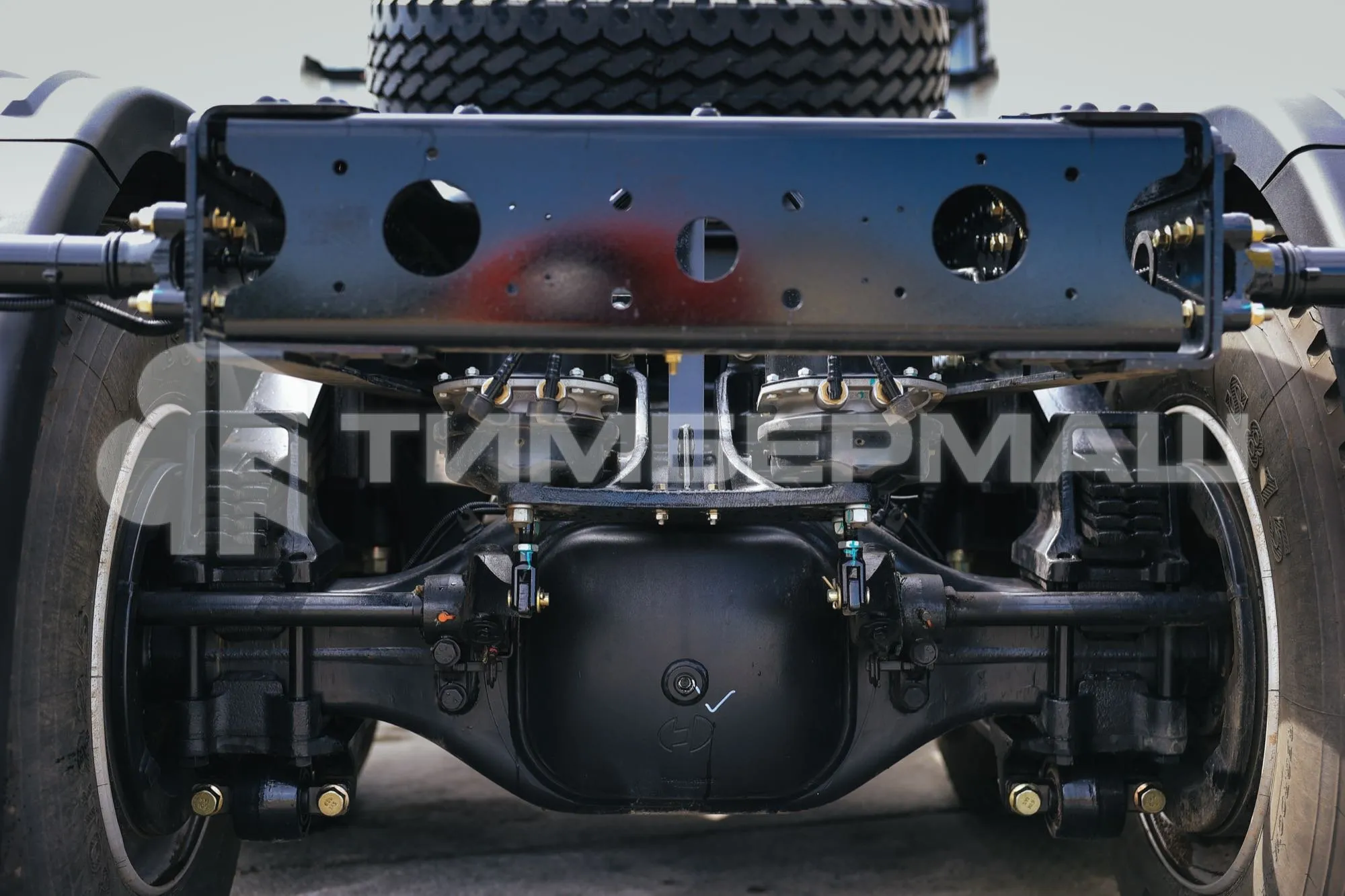 Седельный тягач SANY D525A 6x4 фото 7